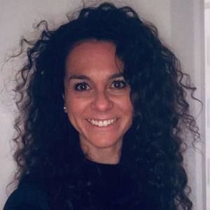 Meet your Posher, Myra